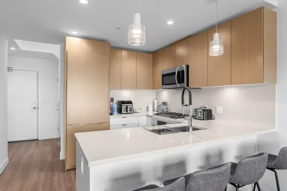 611 108 East 8th Street, North Vancouver For Sale - image 7