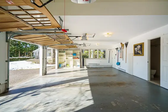 4413 Keith Road, West Vancouver For Sale - image 31