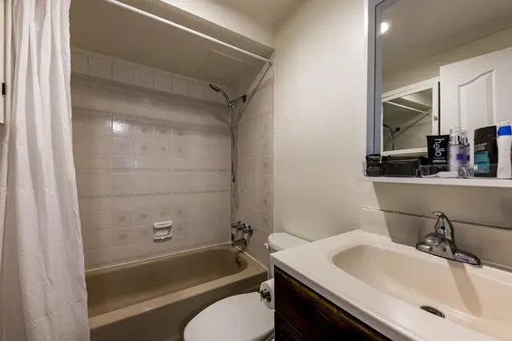 208 160 East 19th Street, North Vancouver For Sale - image 15