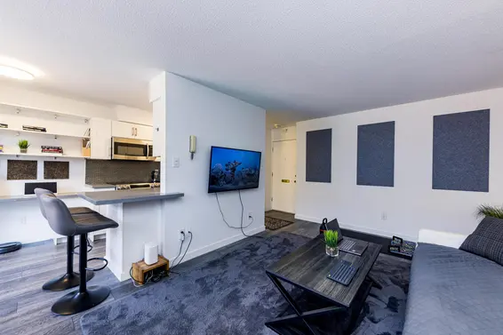 208 160 East 19th Street, North Vancouver For Sale - image 18