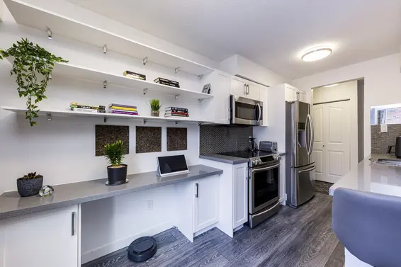 208 160 East 19th Street, North Vancouver For Sale - image 4