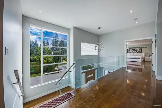 3771 Southridge Avenue, West Vancouver For Sale - image 21