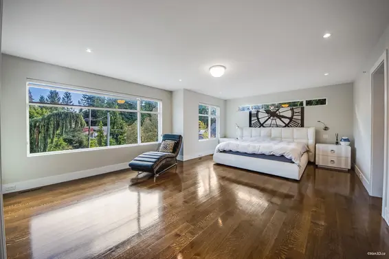 3771 Southridge Avenue, West Vancouver For Sale - image 22