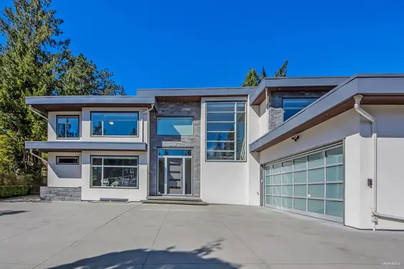 3771 Southridge Avenue, West Vancouver For Sale - image 40