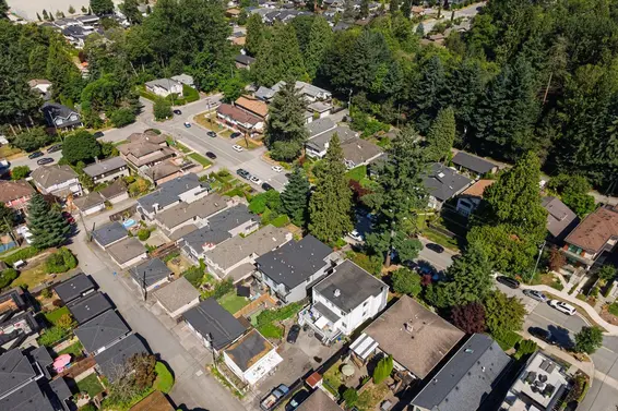 227-229 West 19th Street, North Vancouver For Sale - image 2