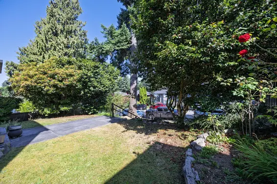 227-229 West 19th Street, North Vancouver For Sale - image 8