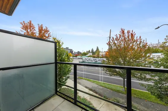 2 533 East 3rd Street, North Vancouver For Sale - image 12