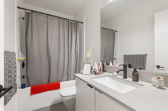 2 533 East 3rd Street, North Vancouver For Sale - image 26