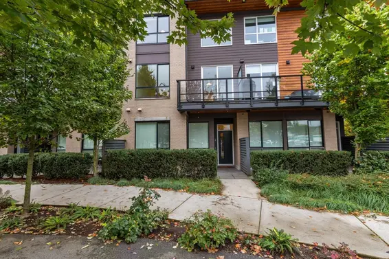 2 533 East 3rd Street, North Vancouver For Sale - image 29