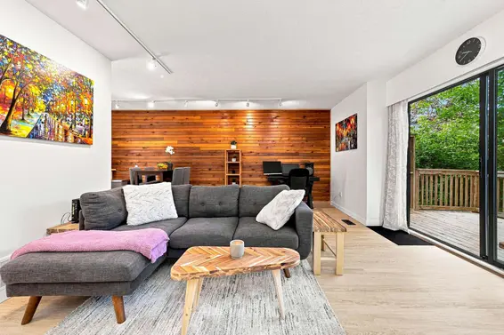 877 Old Lillooet Road, North Vancouver For Sale - image 3