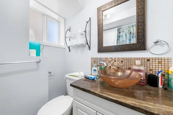 626 East 13th Street, North Vancouver For Sale - image 32