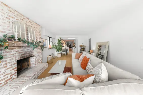 626 East 13th Street, North Vancouver For Sale - image 4