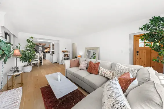 626 East 13th Street, North Vancouver For Sale - image 7