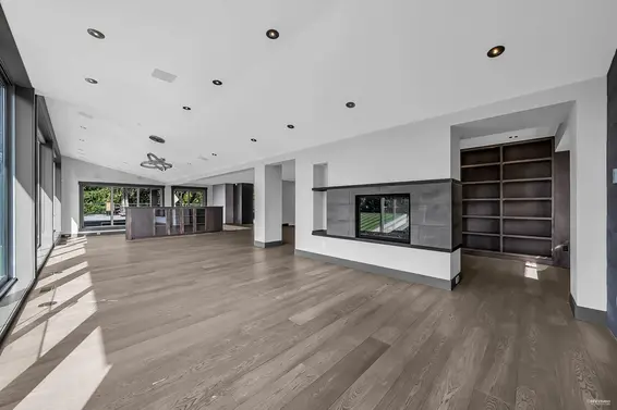 3865 Southridge Avenue, West Vancouver For Sale - image 16