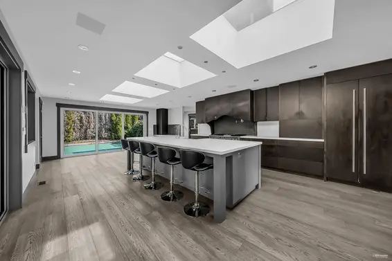 3865 Southridge Avenue, West Vancouver For Sale - image 24