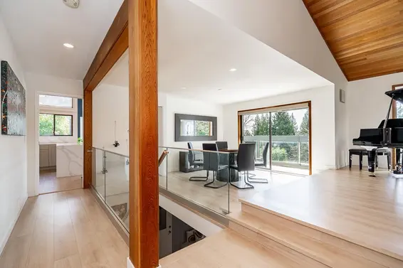 4643 Port View Place, West Vancouver For Sale - image 8