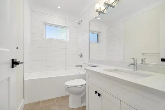 924 Viney Road, North Vancouver For Sale - image 25