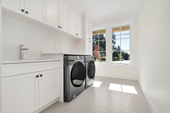 924 Viney Road, North Vancouver For Sale - image 29
