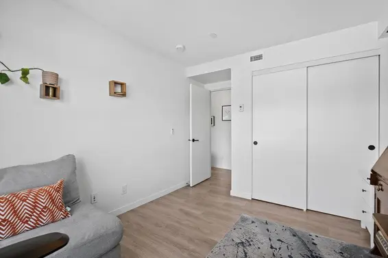 34 533 East 3rd Street, North Vancouver For Sale - image 26