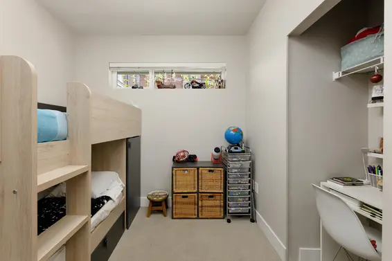 202 1496 Charlotte Road, North Vancouver For Sale - image 17