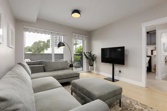 202 1496 Charlotte Road, North Vancouver For Sale - image 3