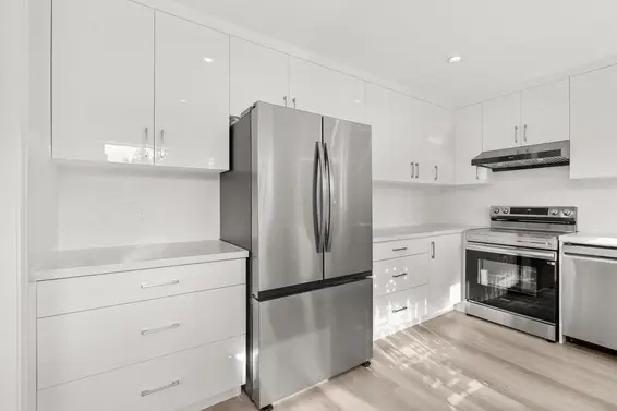 1285 Langdale Drive, North Vancouver For Sale - image 10