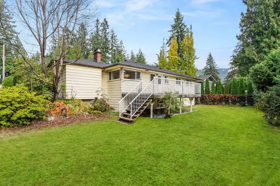 1285 Langdale Drive, North Vancouver For Sale - image 25