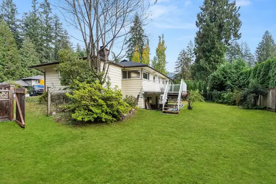 1285 Langdale Drive, North Vancouver For Sale - image 26