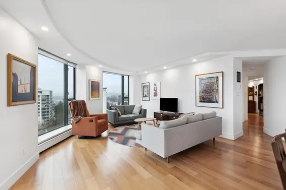 1202 120 West 2nd Street, North Vancouver For Sale - image 2