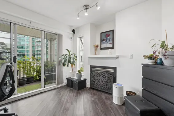 319 147 East 1st Street, North Vancouver For Sale - image 7