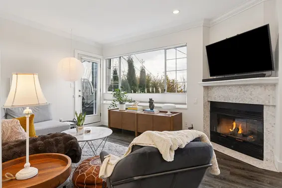 101 2440 Haywood Avenue, West Vancouver For Sale - image 5