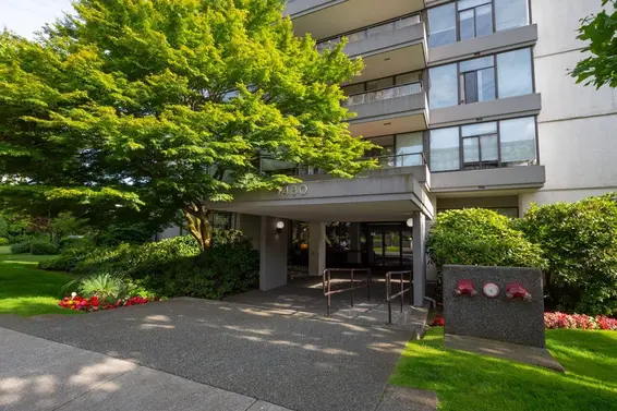 604 1480 Duchess Avenue, West Vancouver For Sale - image 2