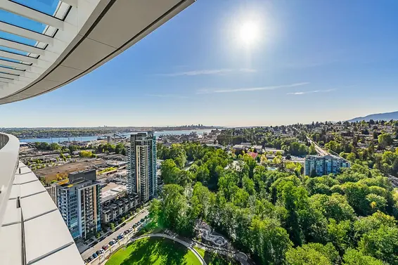 3201 1500 Fern Street, North Vancouver