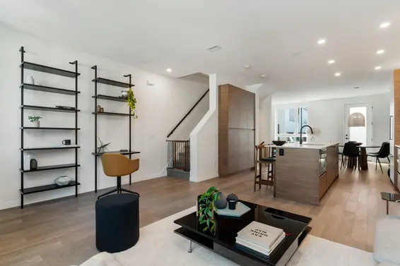 26 528 East 2nd Street, North Vancouver For Sale - image 13