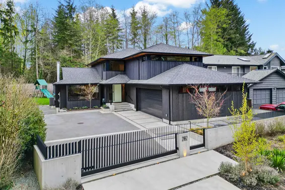 2182 Rufus Drive, North Vancouver