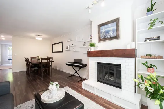 1 270 East Keith Road, North Vancouver For Sale - image 6