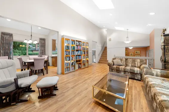 1200 Hilary Place, North Vancouver For Sale - image 2