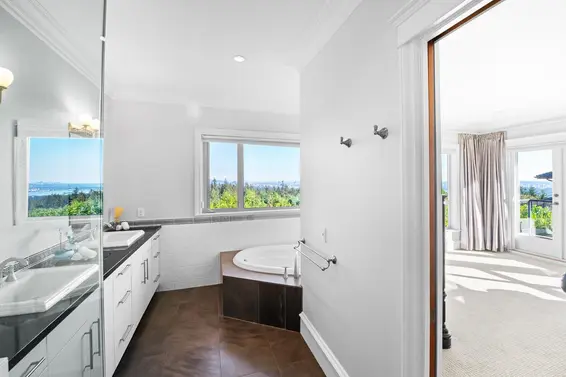 715 King Georges Way, West Vancouver For Sale - image 14
