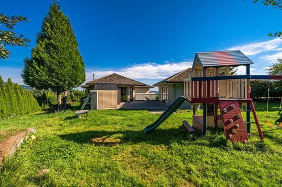 715 King Georges Way, West Vancouver For Sale - image 37