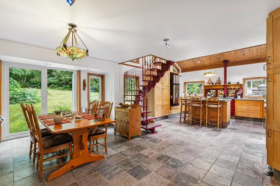 12&13 Coldwell Beach, North Vancouver For Sale - image 13