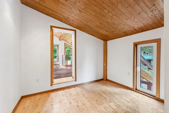 12&13 Coldwell Beach, North Vancouver For Sale - image 22