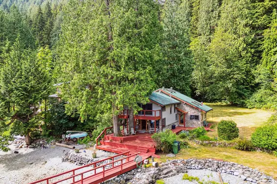 12&13 Coldwell Beach, North Vancouver For Sale - image 3