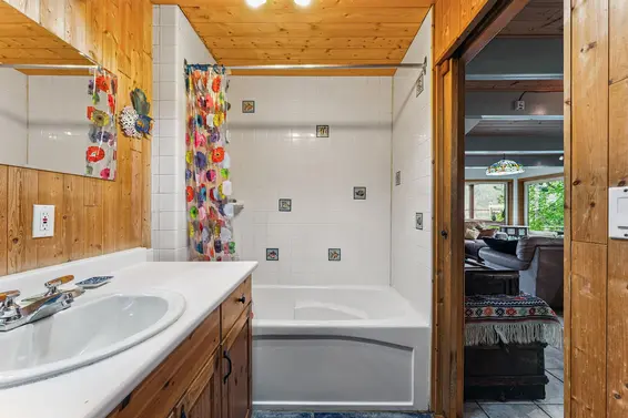 12&13 Coldwell Beach, North Vancouver For Sale - image 31