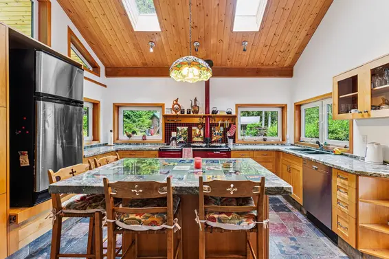 12&13 Coldwell Beach, North Vancouver For Sale - image 7