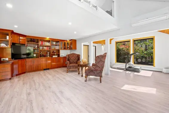 5260 Kew Road, West Vancouver For Sale - image 18