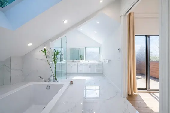 5260 Kew Road, West Vancouver For Sale - image 22