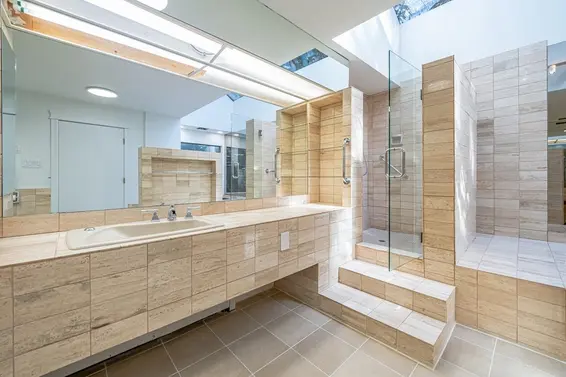 5260 Kew Road, West Vancouver For Sale - image 27