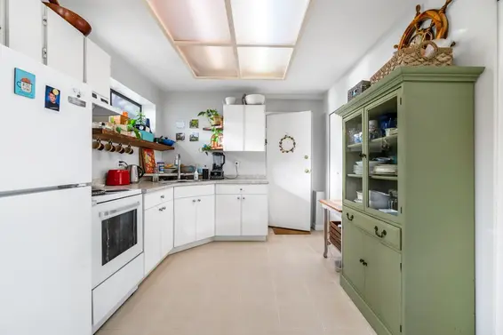 3003 Sunnyhurst Road, North Vancouver For Sale - image 23