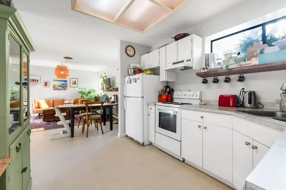 3003 Sunnyhurst Road, North Vancouver For Sale - image 24