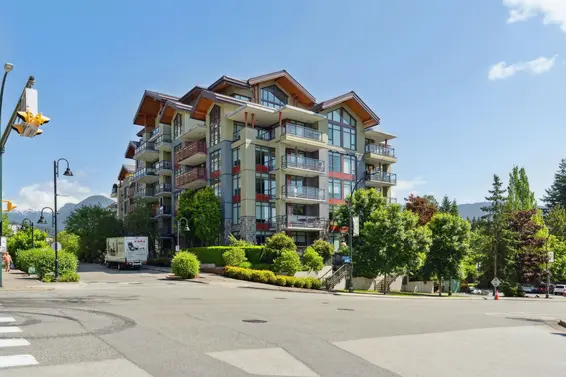 405 2738 Library Lane, North Vancouver